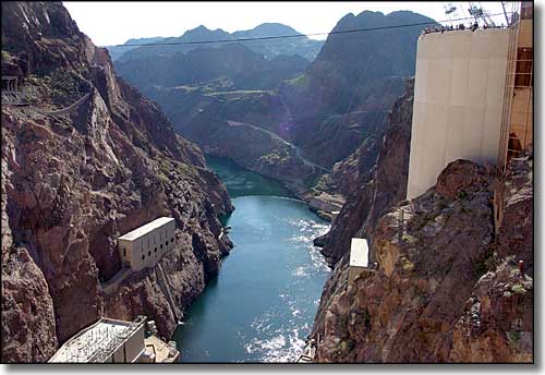 south of Hoover Dam